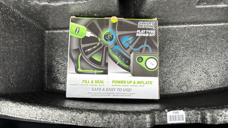 Hyundai KONA 150kW Premium 64kWh 5dr Auto Electric Hatchback